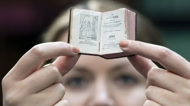 British Library Finds ‘Stambul’ Bible, Called the Smallest in the World