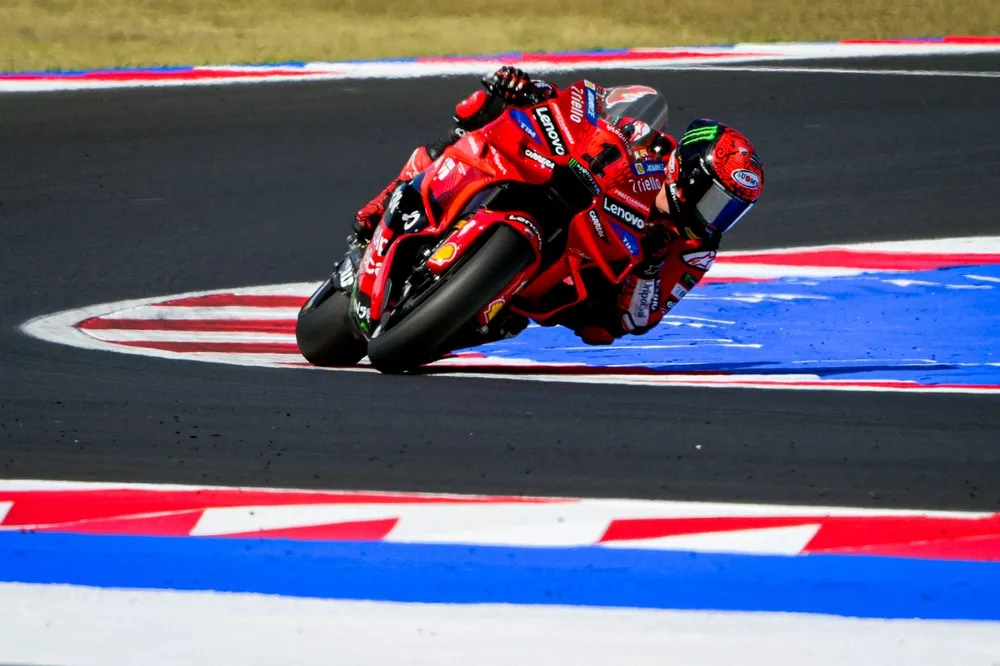 Practice MotoGP San Marino: Bagnaia Memimpin di Kandang