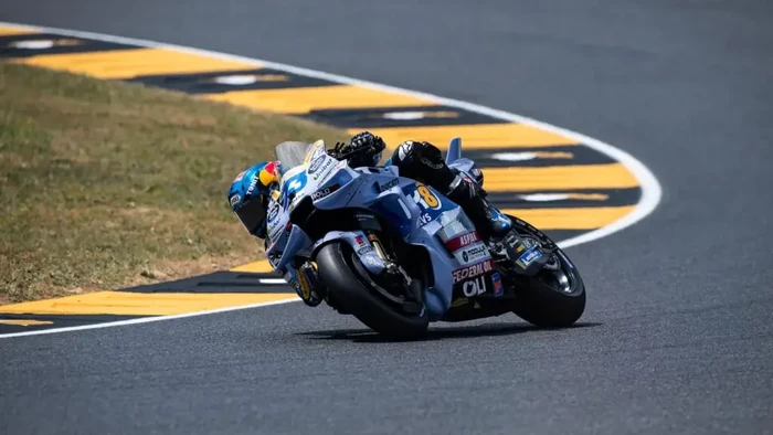Hasil MotoGP Catalunya 2025: Alex Marquez Juara, Asapi Kakaknya!
